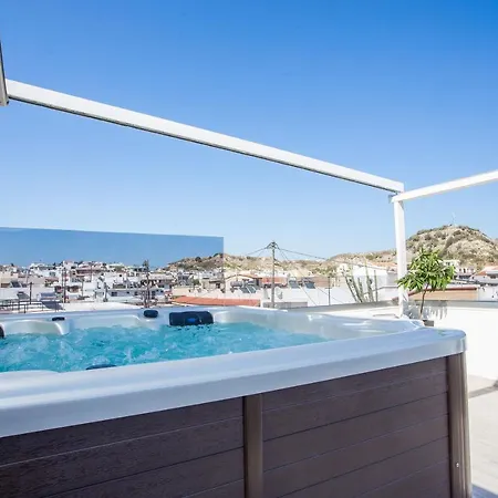 Gm Apartments-rhodes Luxury Living Apartman *