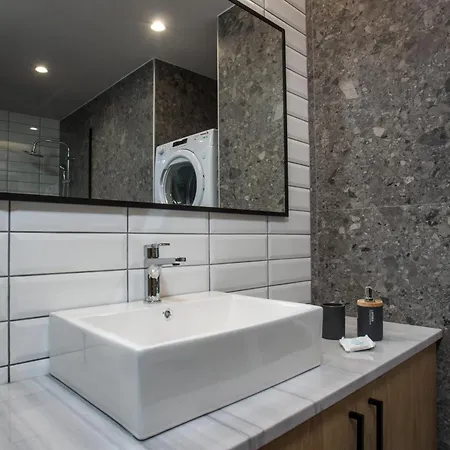 Gm Apartments-rhodes Luxury Living