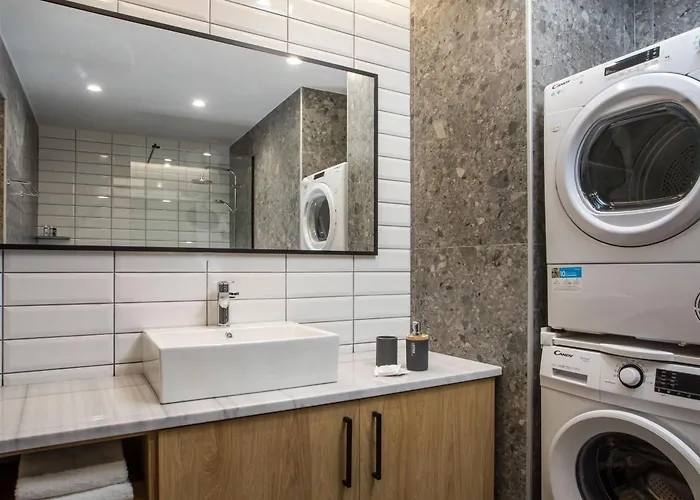 Gm Apartments-rhodes Luxury Living *