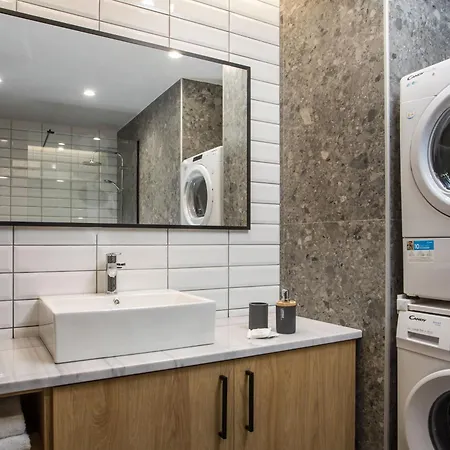 Gm Apartments-rhodes Luxury Living *