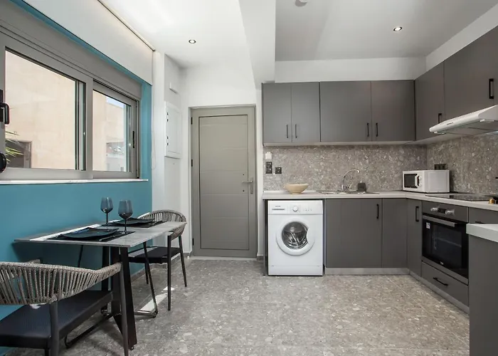 Gm Apartments-rhodes Luxury Living