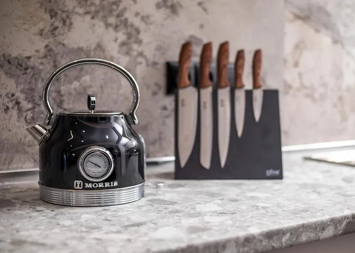 Gm Apartments-rhodes Luxury Living *