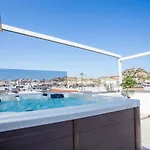 Gm Apartments-rhodes Luxury Living 公寓 *